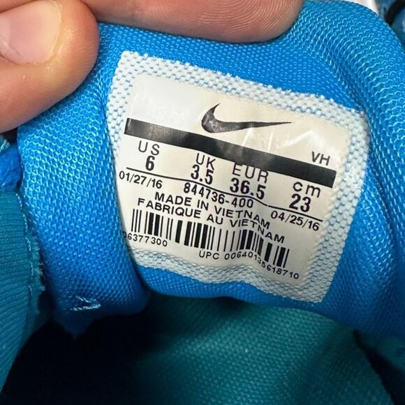 EUC Nike Women's LunarStelos Running Sneakers Size 6 (Style No. 844591) - Picture 8 of 12